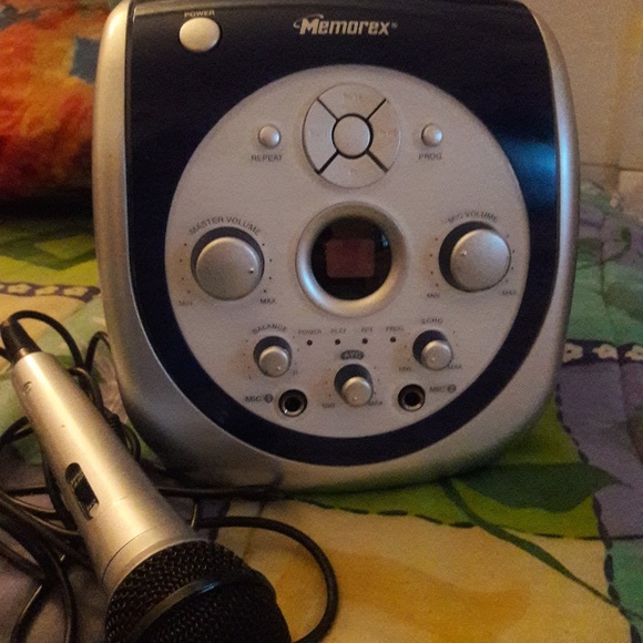 Memorex Karaoke Machine for kids - Picture 4 of 4